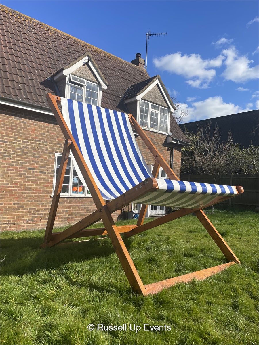 Giant Deck Chairs Beach Chairs Traditional Deck Chair Hire Essex